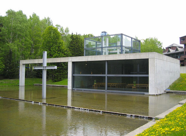 AD 经典: 水之教堂 / Tadao Ando